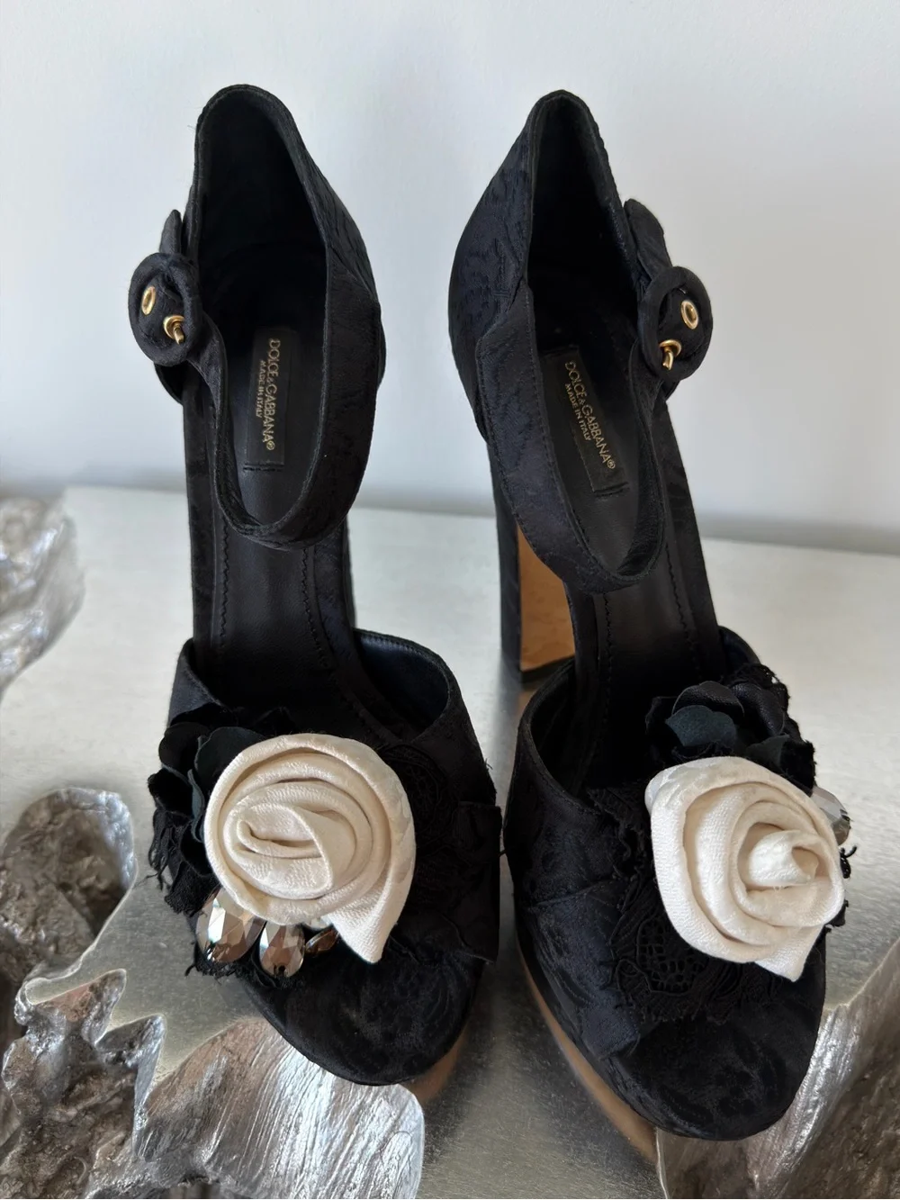 Dolce & Gabbana authentic dolce